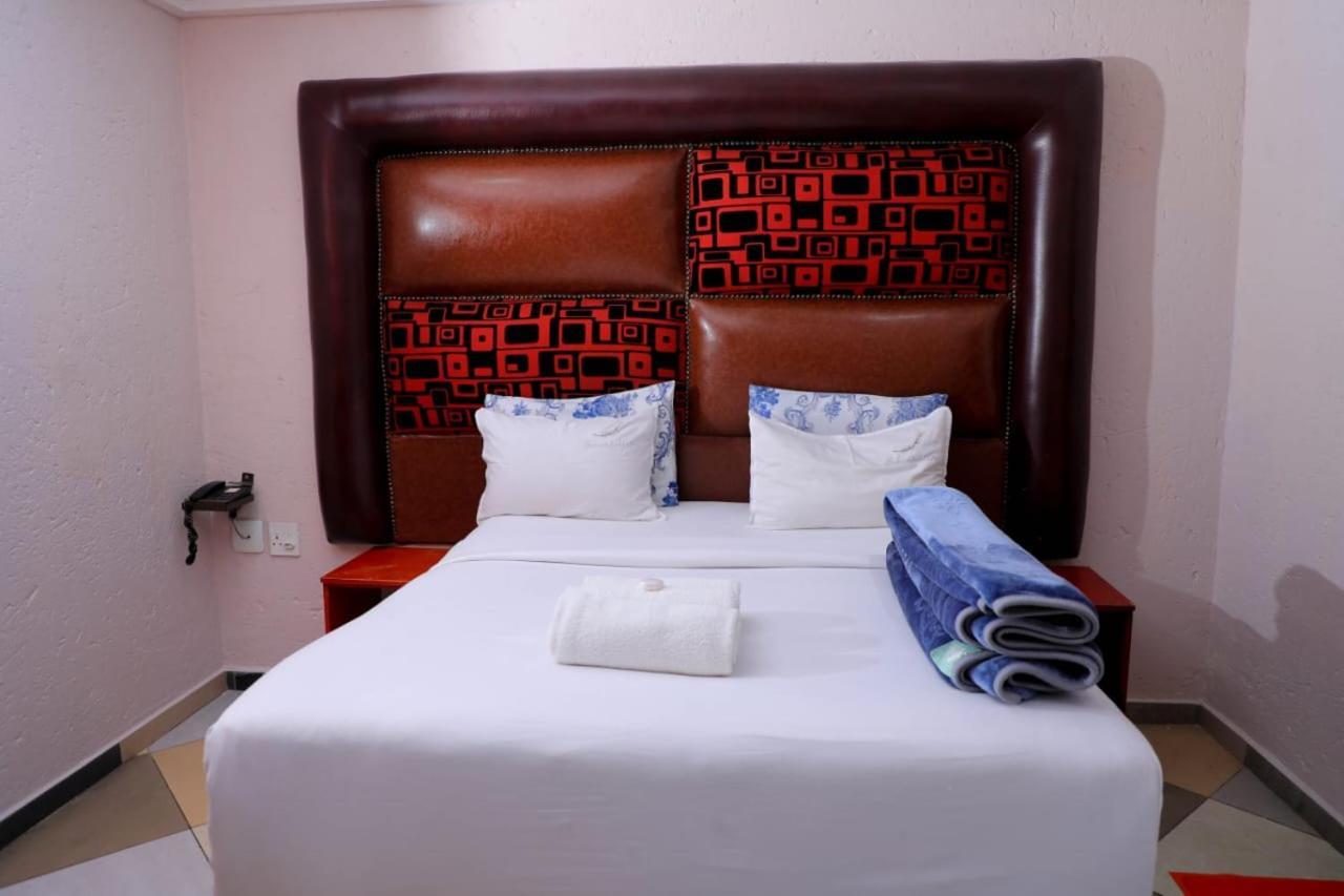 Yeoville Hotel Johannesburg Luaran gambar