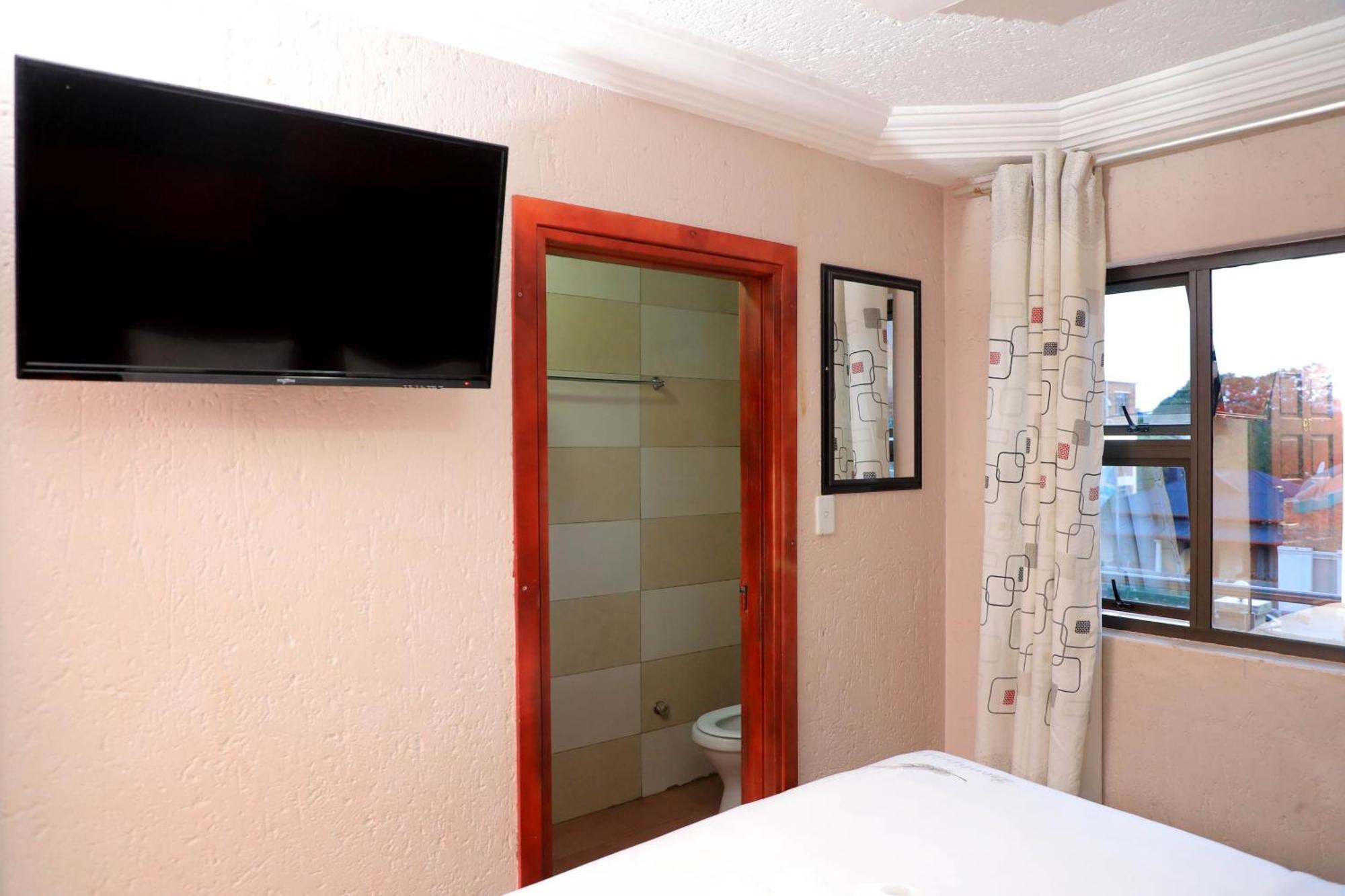 Yeoville Hotel Johannesburg Luaran gambar